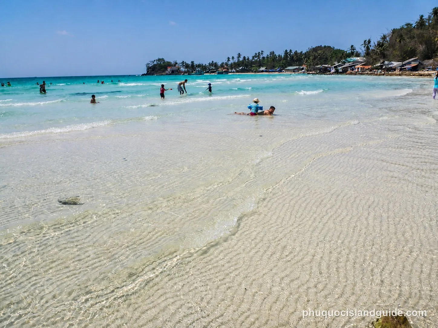 bai chuong beach on nam du island