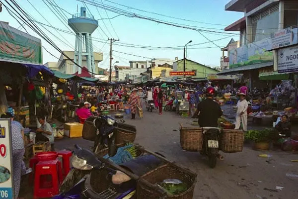 duong dong market