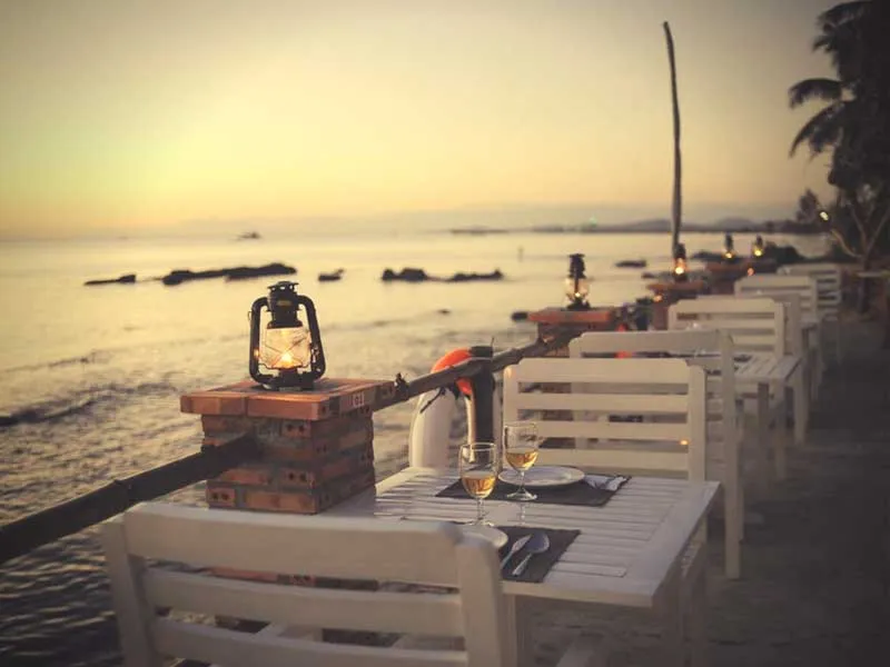 ocean front bar in phu quoc